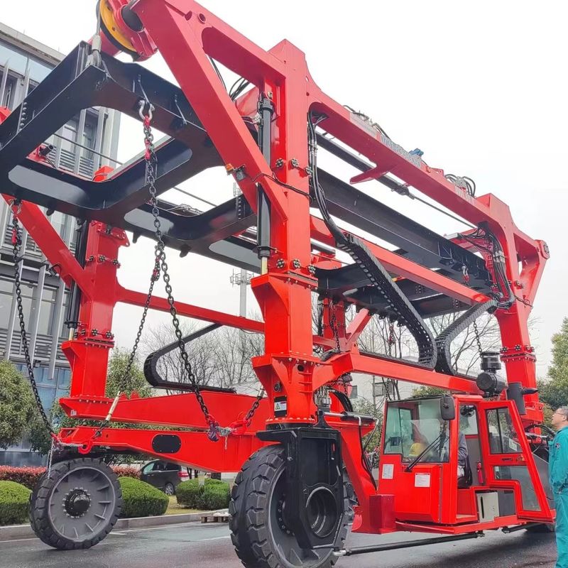 40T Mobile Gantry Crane Shipping Container Untuk Mengangkat Produk Kebesaran